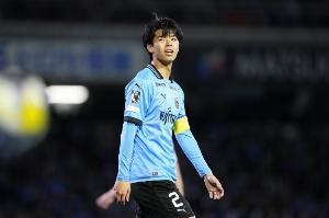 罗马诺：热刺即将签下日本国脚高井幸大，转会费500万英镑